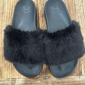Black Fur Slide Sandals
